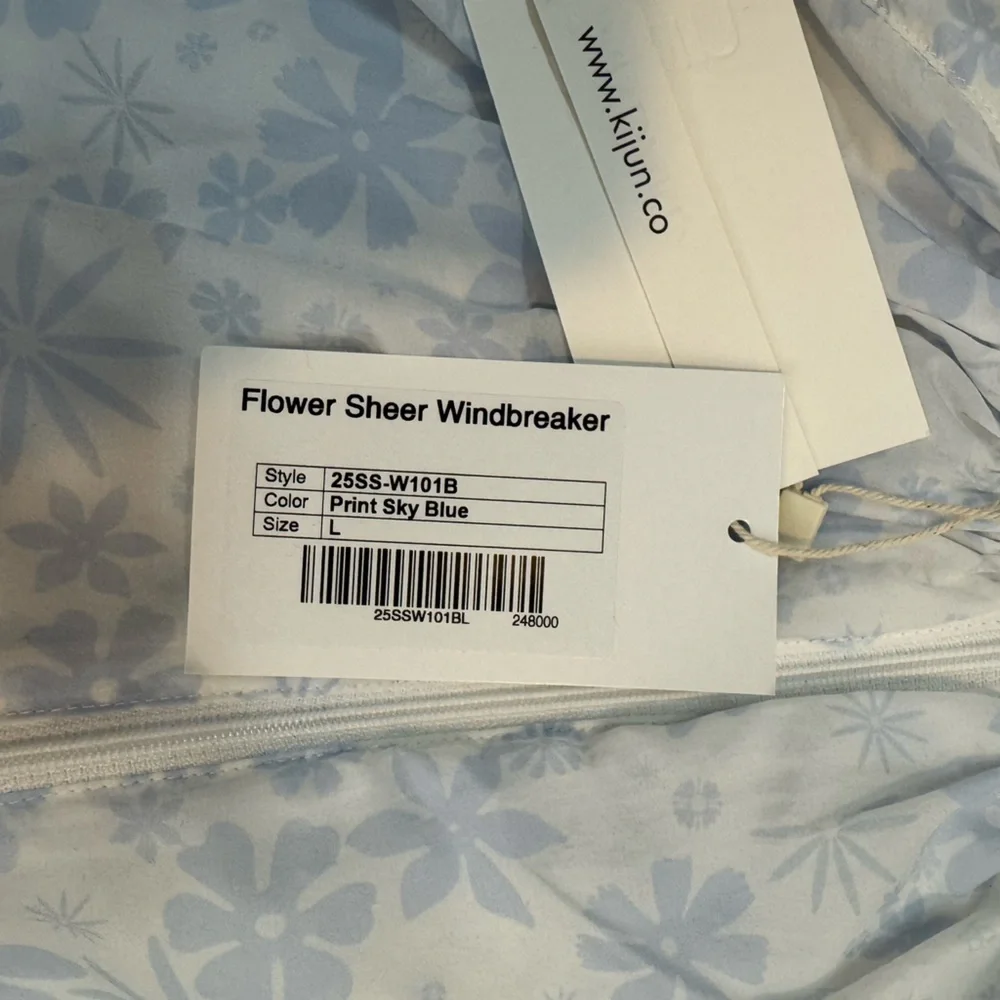 KIJUN
White & Blue Flower Sheer Windbreaker Jacket - Picture 7 of 9